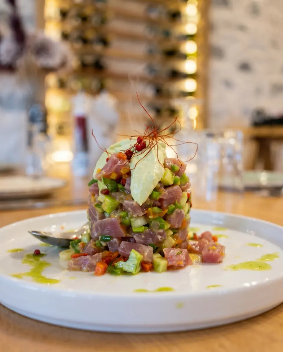 Tuna tartare with vegetables and herb cream at Medusa